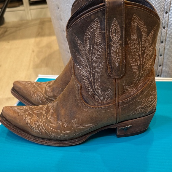 Brown Leather Western Boot - Picture 5 of 5